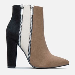 Zipper heeled bootie